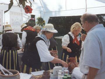 Loddiner Erntefest 1999: Feiern bis in den Morgen.
